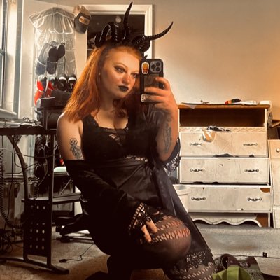 hales_yeah's tweet photo. #NewProfilePic https://t.co/FxUhabnN5I