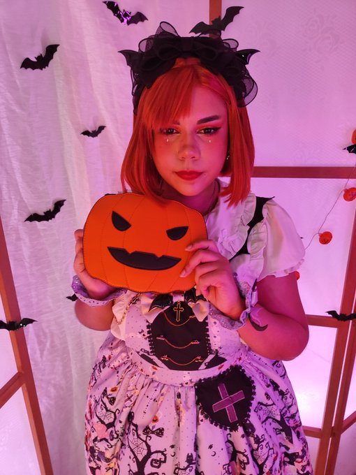 Happy Halloween 🎃  https://t.co/zYuNQCe1ZK  #Halloween https://t.co/WkpYzCLDi0<a href="/tag/halloween"class="tags">#Halloween</a>