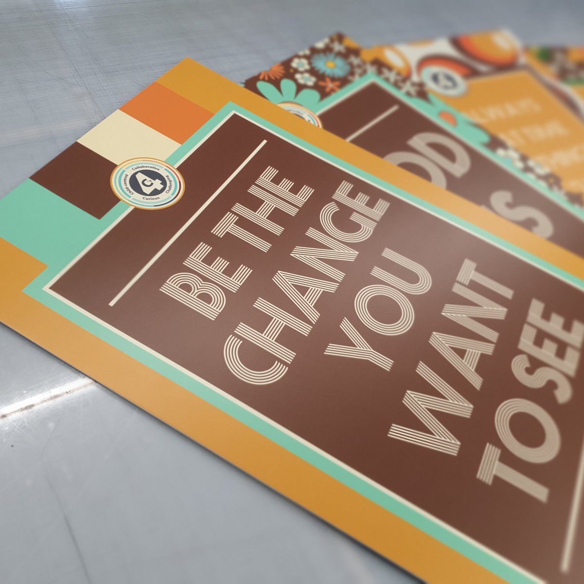 We recently had the pleasure of creating these groovy #Signs for a @WhiteWoodsPAT1 event 🌻🌼🌻

These retro inspired designs were put together by @julie_tallant and was a fantastic project to work on!

#RCGraphixLtd #WWPATFestivalOfLearning2023 #MadeInYorkshire #BarnsleyIsBrill