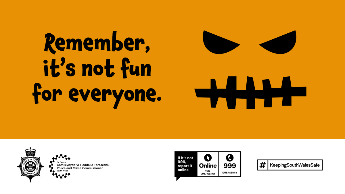 swpolice's tweet image. Before you set out on your evening haunt, remember that not all of your neighbours will be taking part in the Halloween festivities. 🎃 

If you’re going to blow the cobwebs off your cape 🧛  it’s important to remember that it’s #NotFunForEveryone

👻 Happy Halloween 👻

#OpBang
