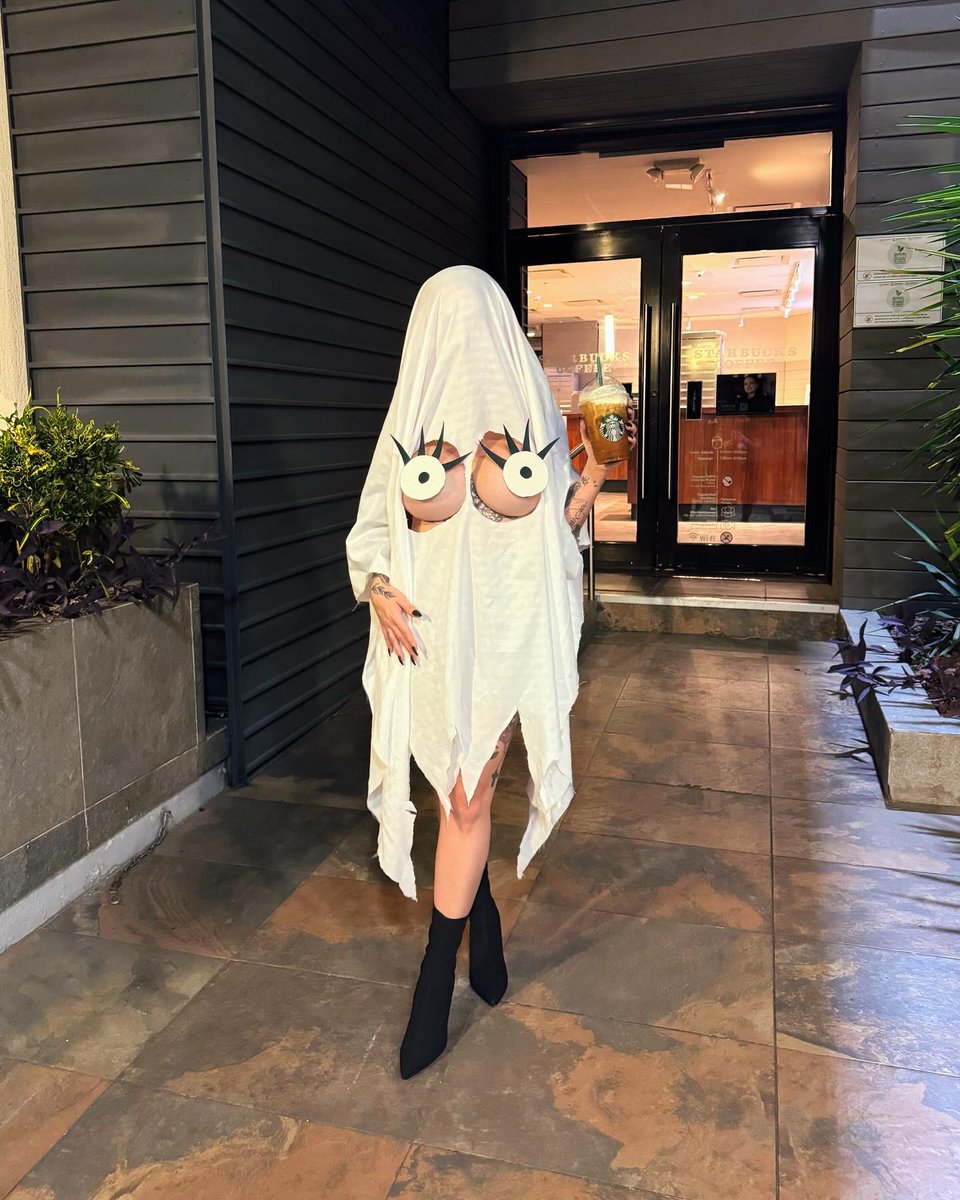 Missjadelavoie's tweet photo. RT for a surprise https://t.co/DBZCrHCBfQ