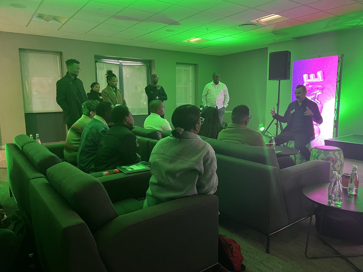 sarahegwu's tweet photo. #CREATE23 #WeAreNedbank
Was great talking to Nedbank Design Interns https://t.co/3Sd6UO3KKV