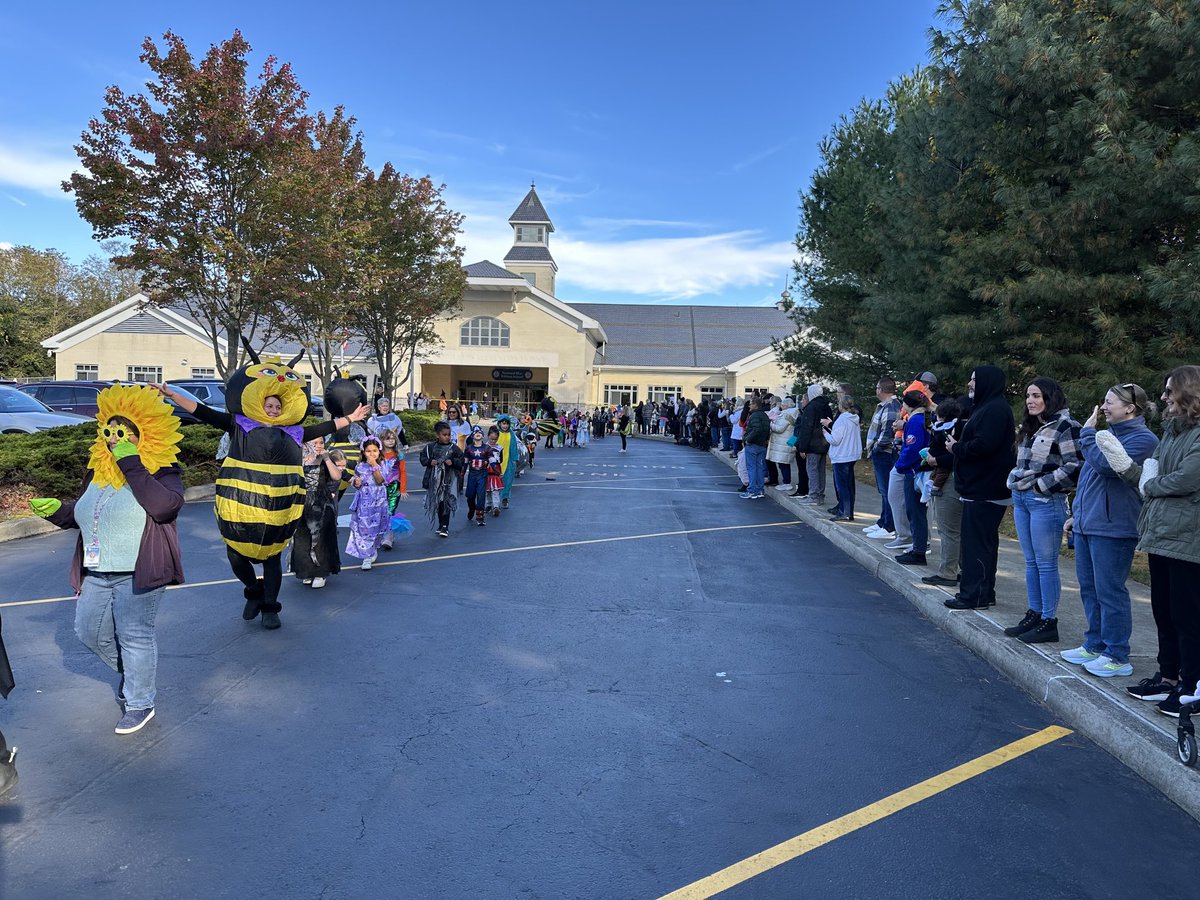 East Moriches ES tweet media