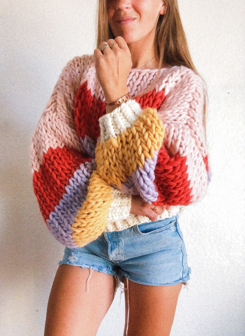 knithacker's tweet photo. Designer Spotlight: Big, Beautiful Easy-Make Sweater Patterns By Bethany Byman of Happy Love Co: π https://t.co/ip4CNHplsL #knitting #handmade #diy #beginnerknit #easyknit β¨π§Ά https://t.co/T1Tv94EYQT