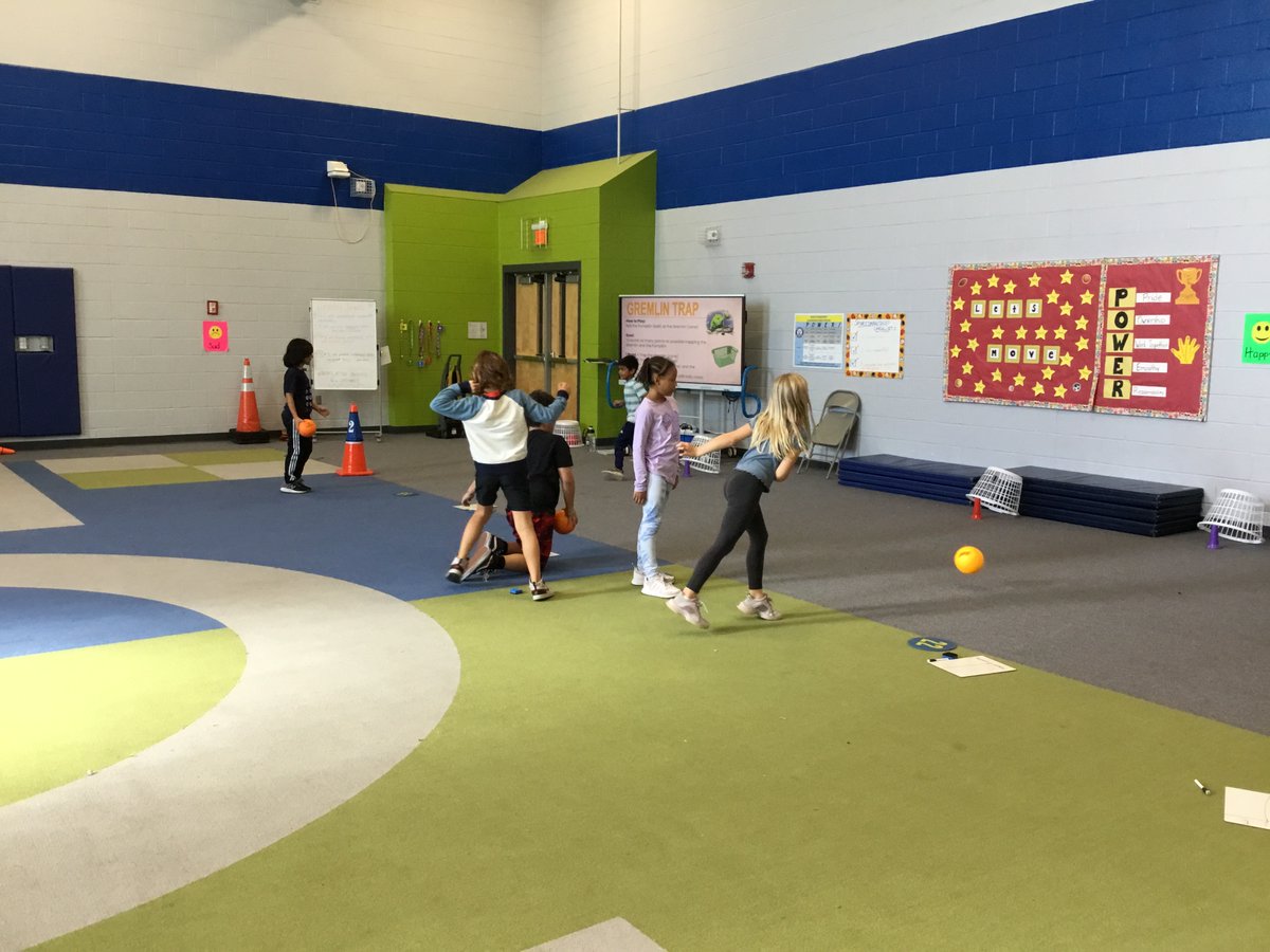 BlairFit4Life's tweet image. Move the Pin, Gremlin Trap, and Mouse Trap were all big hits last week! Underhand skill practice continues this week with throwing games. #PhysEd #skillpractice #teamworkfun @BlairElementary
