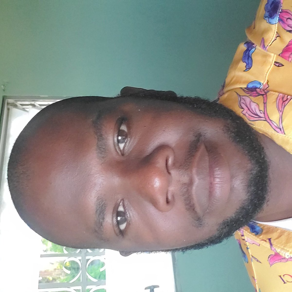 Mag05News's tweet photo. #NouvellePhotoDeProfil https://t.co/e0F3MJjxtU