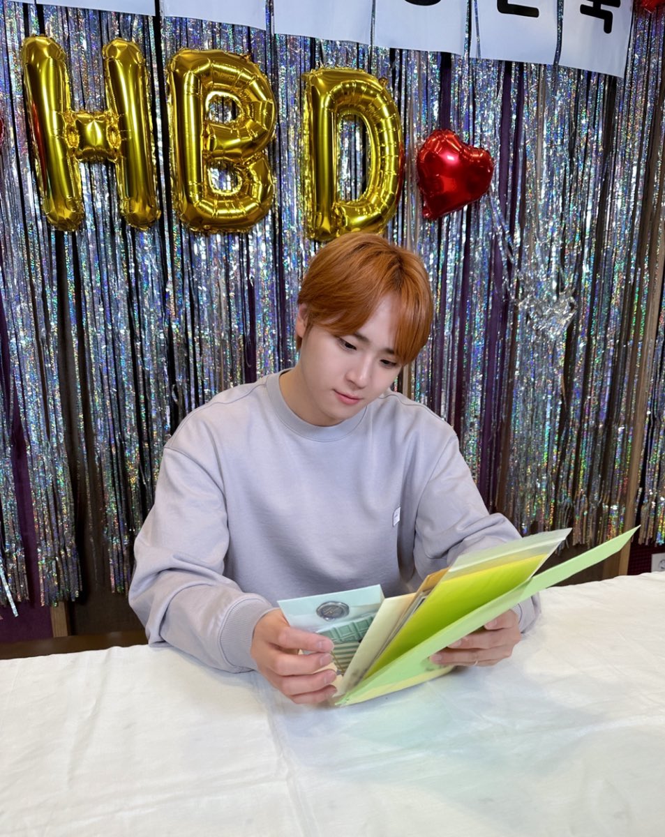 golchjp's tweet photo. HBD 🦔 https://t.co/zIJ9oJDlNV