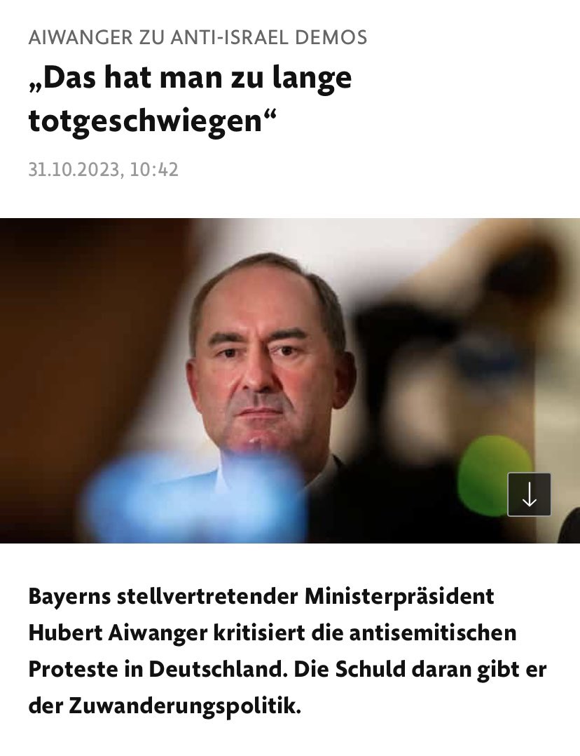 Also fassen wir zusammen: Hubert-mein-volksverhetzendes-Flugblatt-hat-mein-Bruder-gefressen-Aiwanger meint nur wenige Wochen später vollkommen unverfroren in der Öffentlichkeit, Antisemitismus sei ein Einwanderungsproblem. Wow.