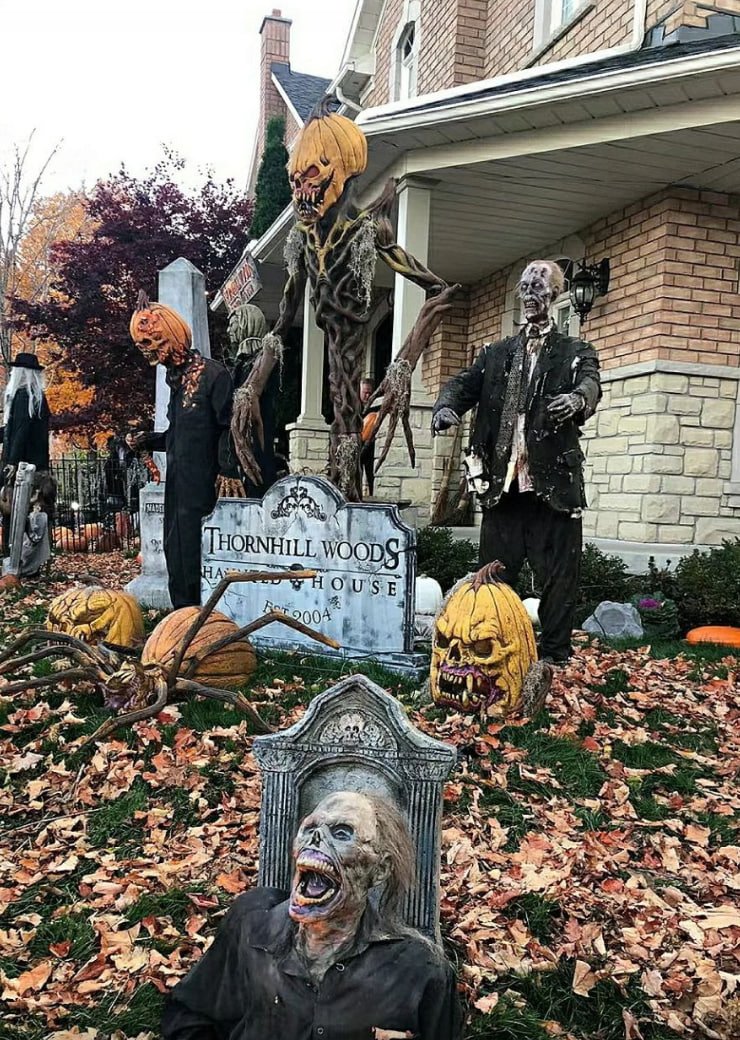 Patsy91389079's tweet image. You can all pretend to be ghosts on Halloween, but I can’t. How can there be a ghost as beautiful as me?