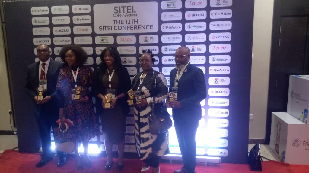 BeatriceEyong's tweet image. It was an honour to speak on the necessity of facilitating the entry, retention,  effective participation, leadership, and benefit of women in the extractive sector. It contributes 65% of national resources. Women manage les than 10% of these resources. More women more results.