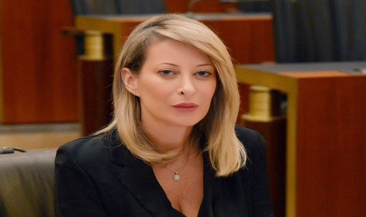 أيوب: يجب تطبيق القرار 1701 وحصر الوجود المسلح في الجنوب بالجيش اللبناني
tinyurl.com/53m9bcn3