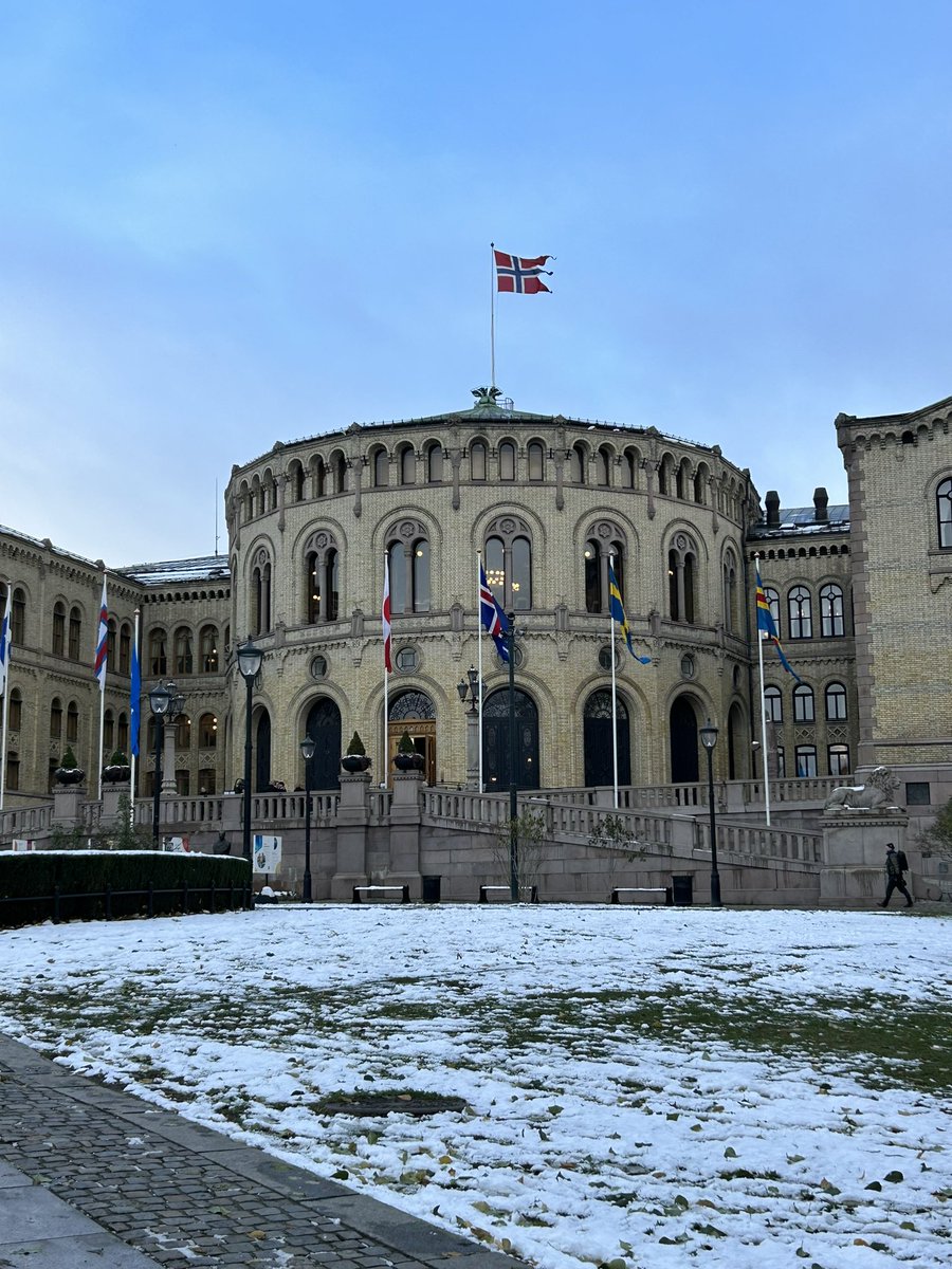 Försvarsfrågor och ett hållbart Norden var de frågor som stod högst på dagordningen när de nordiska statsministrarna träffades på Nordiska Rådets session i Oslo. @Nordicwelfare1 #nrsession #nrpo
