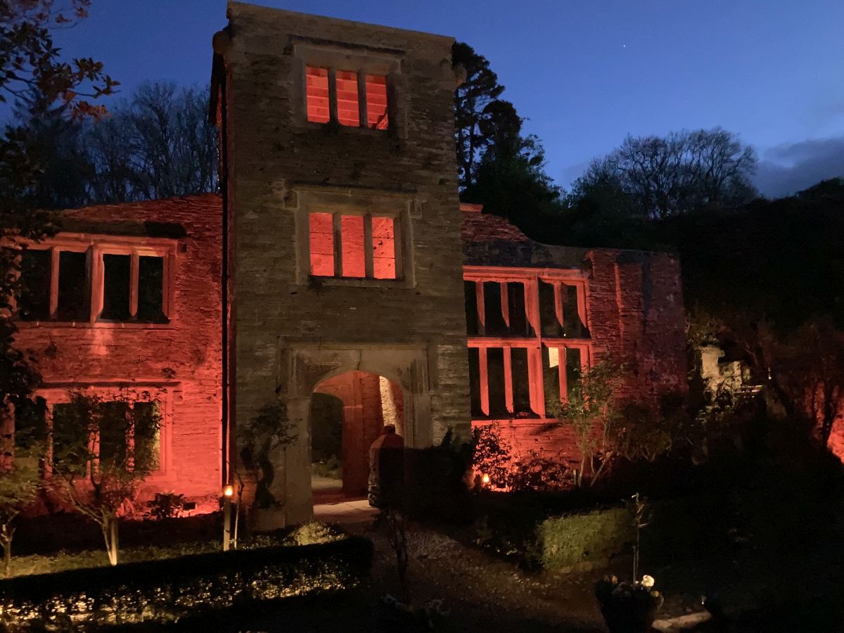 Location Works tweet media