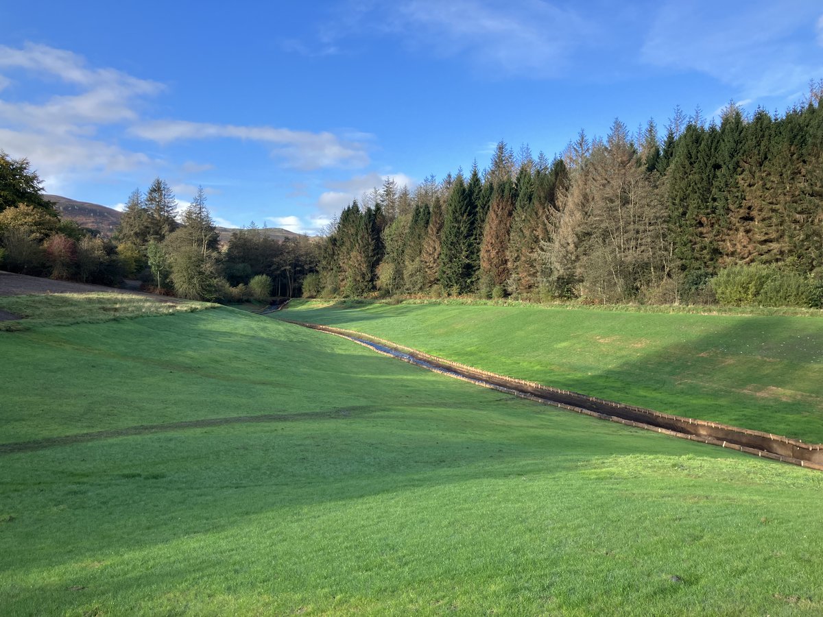 DwrCymru's tweet photo. Thank you to the pupils from @ysgolyfoel for joining us out in the countryside, and for an interactive classroom session, to learn about the careful restorative work we’ve done at two of the local reservoirs in Cilcain. Well done to the pupils for their excellent efforts! 🏞️💧⭐ https://t.co/TInSCBnvPY