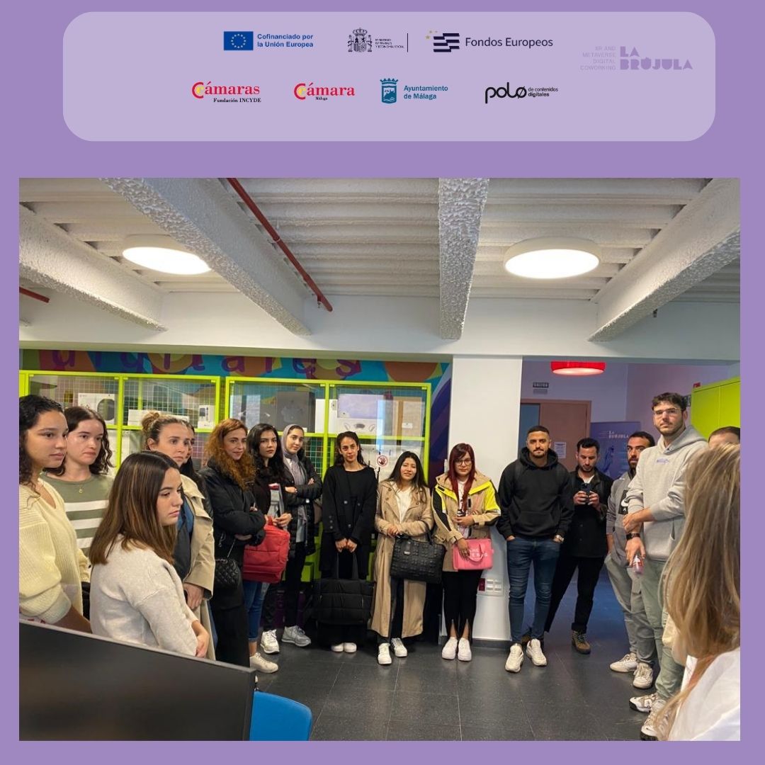 LaBrujulaXR's tweet photo. 👏🏽🧭Hoy hemos tenido el placer de recibir en La Brújula la visita de estudiantes del Master de Marketing de ESESA
👉🏻En esta visita, hemos guiado a los estudiantes de ESESA y presentado nuestras instalaciones.
¡Gracias!
#LaBrujulaXr #PoloDigital #Estudiantes #ESESA https://t.co/D3ID3QqLU5