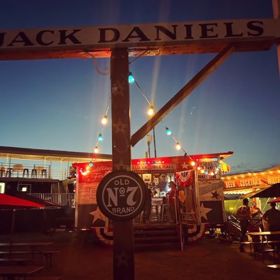 HallTrouble's tweet image. #NewProfilePic