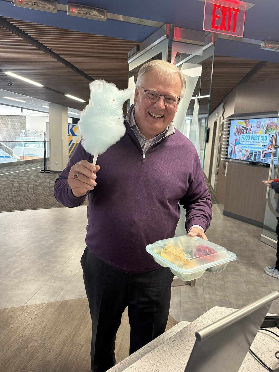 Great Halloween fun at the Graze <a href="/UNKearney/">University of Nebraska at Kearney</a>  Bat wings, witch’s eyes, and other wonderful food.  The Cotton-candy ghost is the best.  Thanks Sodexo.  #bebluebegoldbebold <a href="/u_nebraska/">University of Nebraska System</a> <a href="/UNKAlumni/">UNK Alumni</a> <a href="/CityofKearney/">City of Kearney, NE</a>