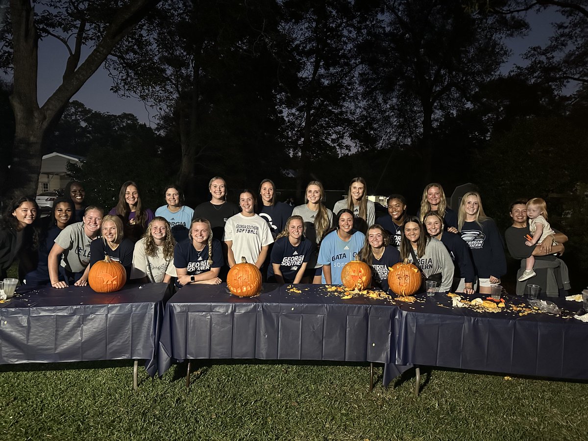 👻 Happy Halloween 🎃

#HailSouthern