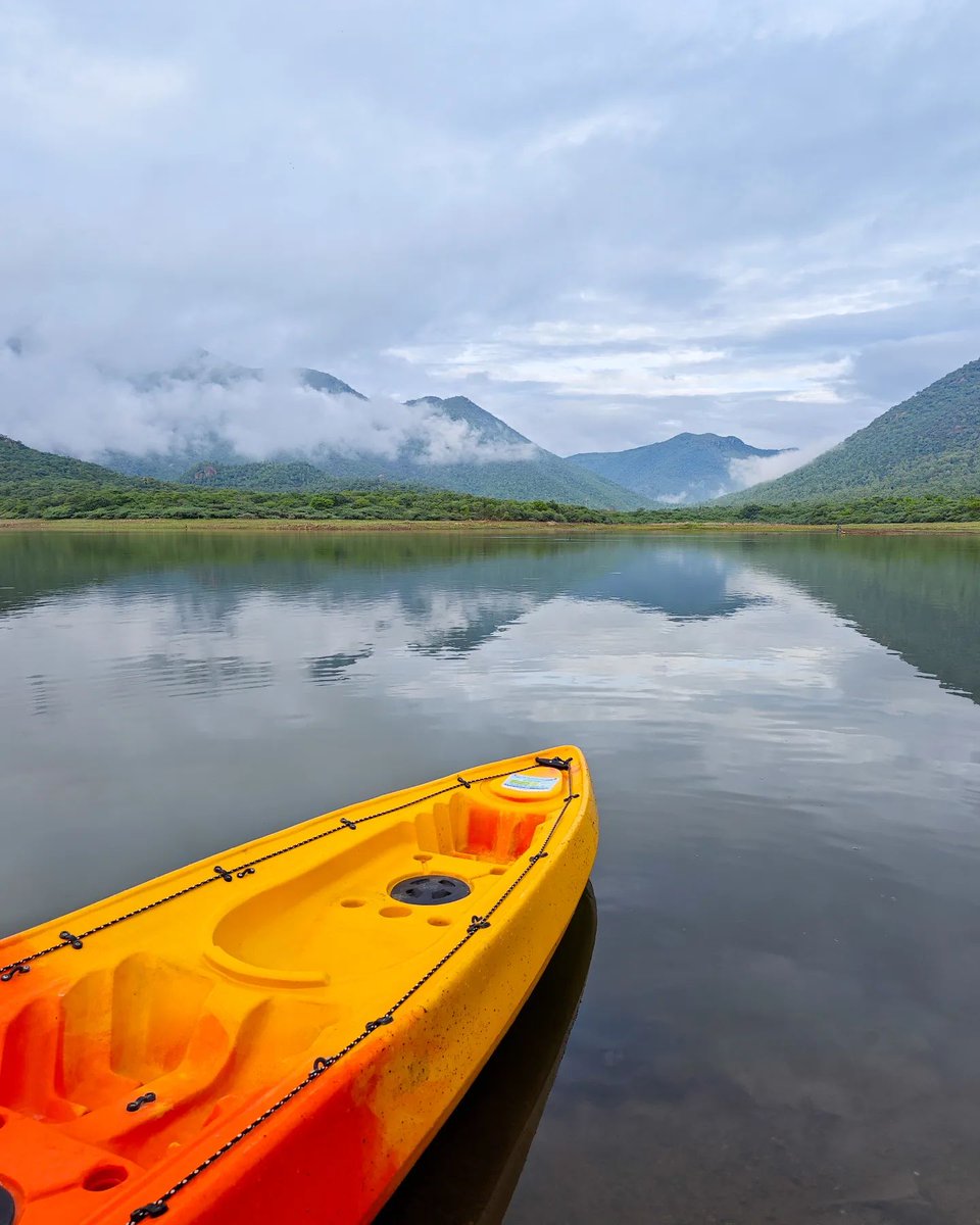 Fancy kayaking here? Head over to the link in our story to book. 📸 @angadachappa 📍junglelodges.com/resort/gopinat… #gopinatham #travelphotography #wildlife #naturephotography #nature #naturelovers #travelblogger #explore #bangaloregetaway #karnatakatourism #junglelodgesjlr