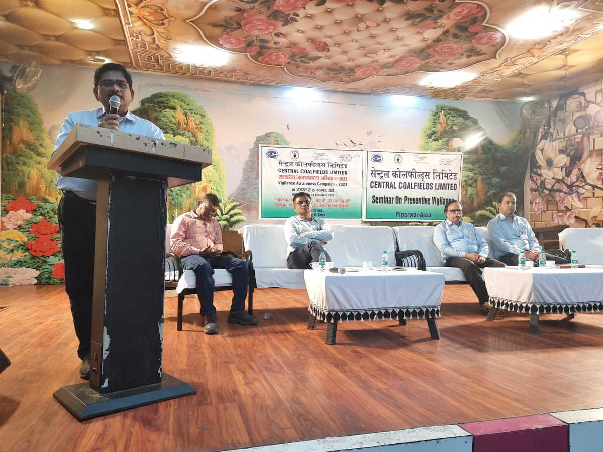 GMPiparwarCCL's tweet photo. A seminar on Preventive Vigilance was organized at Officers Club, Bachra under the guidance of Sri C.B. Sahay, GM, Piparwar for Executives and Non-Executives of Piparwar Area on the occasion of Vigilance Awareness Week-2023. https://t.co/qaUIn5peZ6