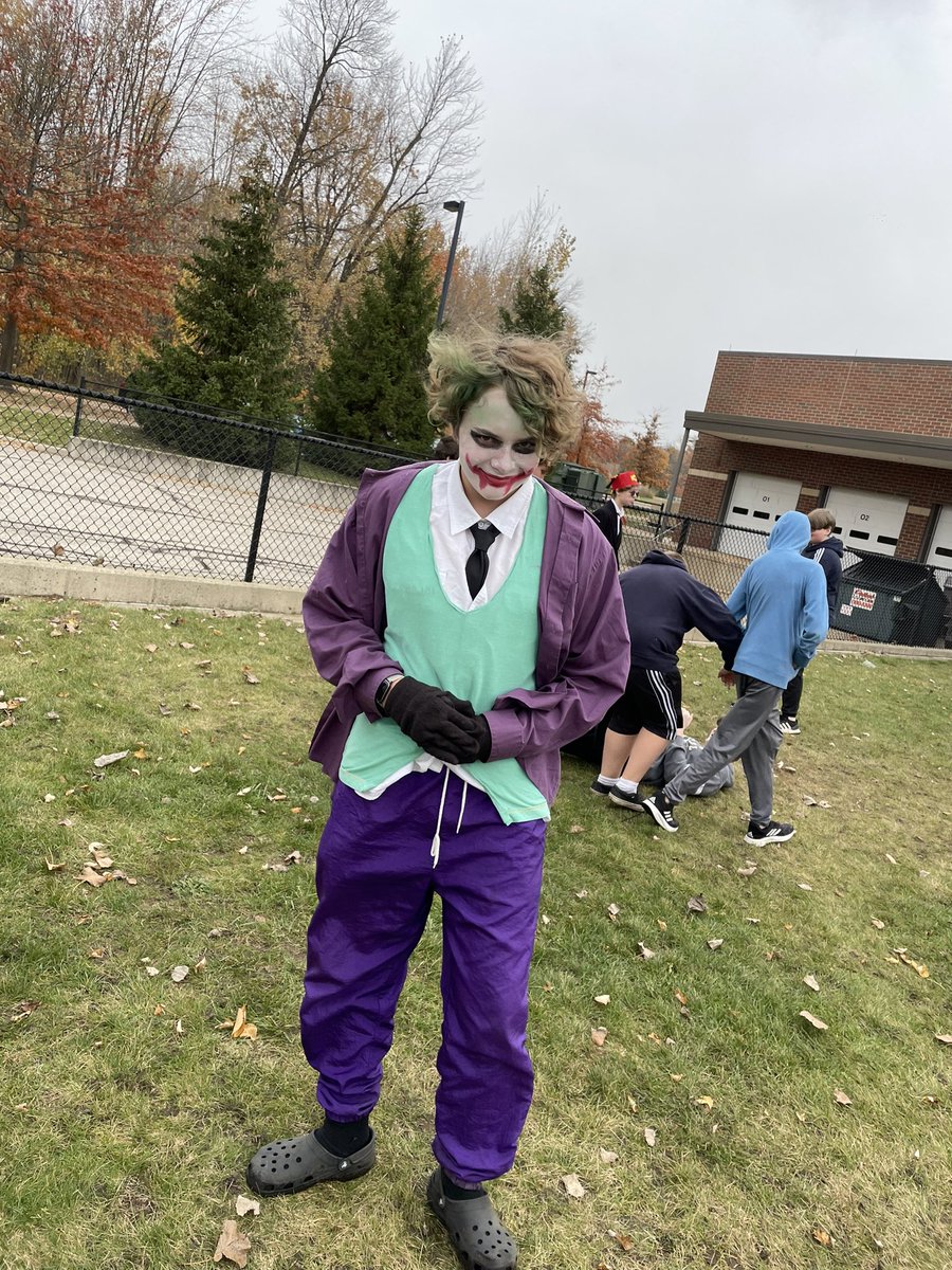 Travis Plain tweet media