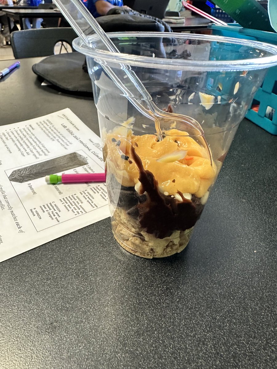 Edible soil in APES. ⁦<a href="/DavissonAmber/">Amber Davisson</a>⁩ ⁦<a href="/CLHSPrincipal/">Mark Oberholtzer</a>⁩