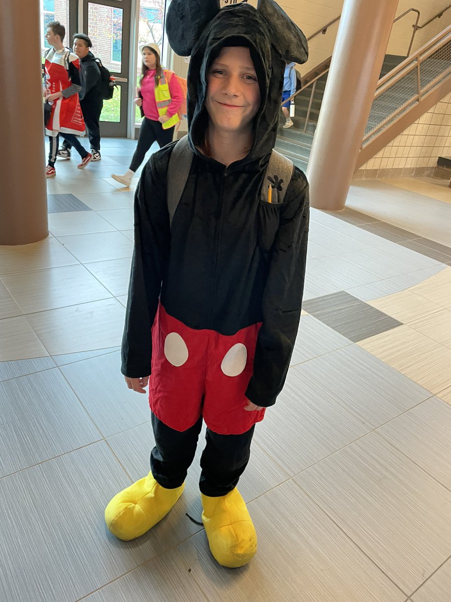 Travis Plain tweet media