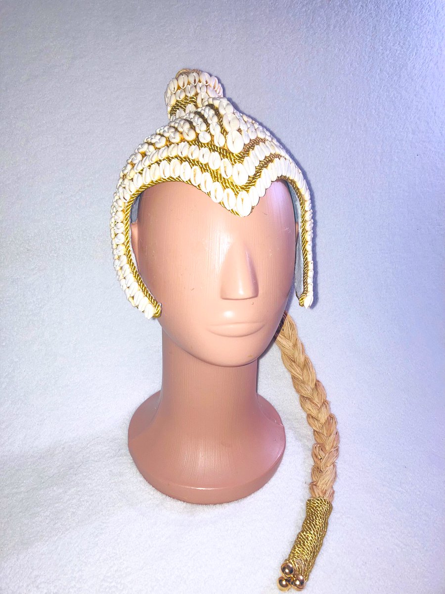 AladeFunfun's tweet photo. 🐍⚱️Òsùmàrè⚱️🐍
- Enviamos para todo Brasil.📦
- Aceitamos cartões de débito e crédito.💳
.
.
.
#candomblé #ketu #efon #jeje #angola #oxumare #osumare #bessen #dan #arroboboi #arroidan #búzios #olubajé #paramentas #ade #bioco #capacete #orisa #vodun #nkisi https://t.co/ltrOOYbqsP