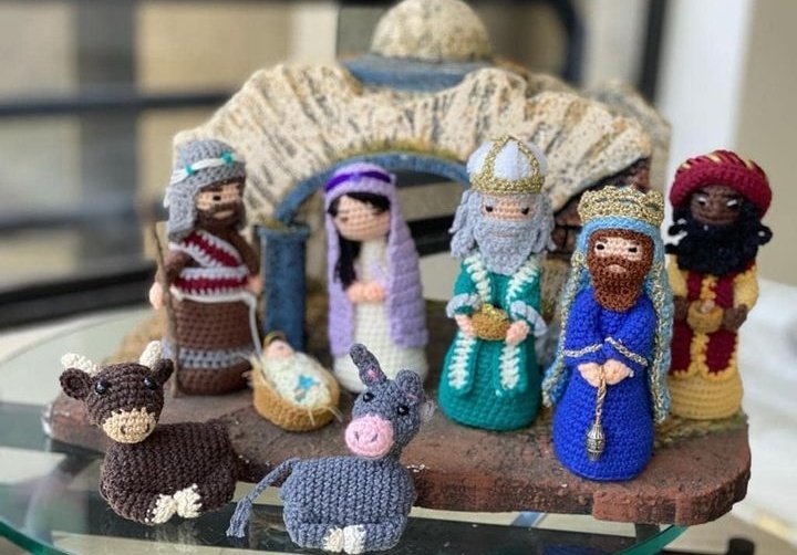 marialessandria's tweet photo. Ya viene la época navideña y es hora de recordar que mi mamá hace los amigurumis más bellos 🤩🎄🇻🇪 

Si están en Caracas y quieren regalar lo más Cuchi y original ya saben. 

RT para apoyar a una mamá talentosa 💓💐 https://t.co/ilFlSEqPXo