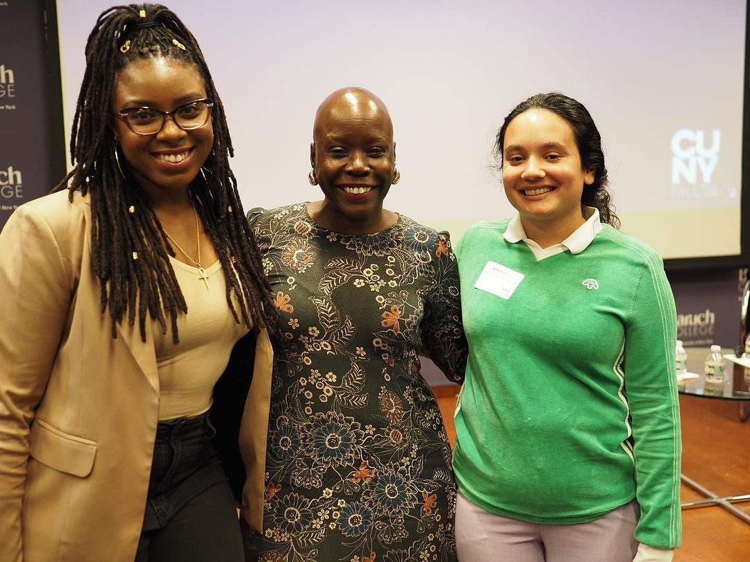 📖🎭 From historical literature to traditional dance and more, the Baruch Alumni Caribbean Reception brought the heart of Carribean culture to Baruch through rich conversations led by Dr. Shelly Eversely and Dr. Keisha Allan. See you at the next event!💡