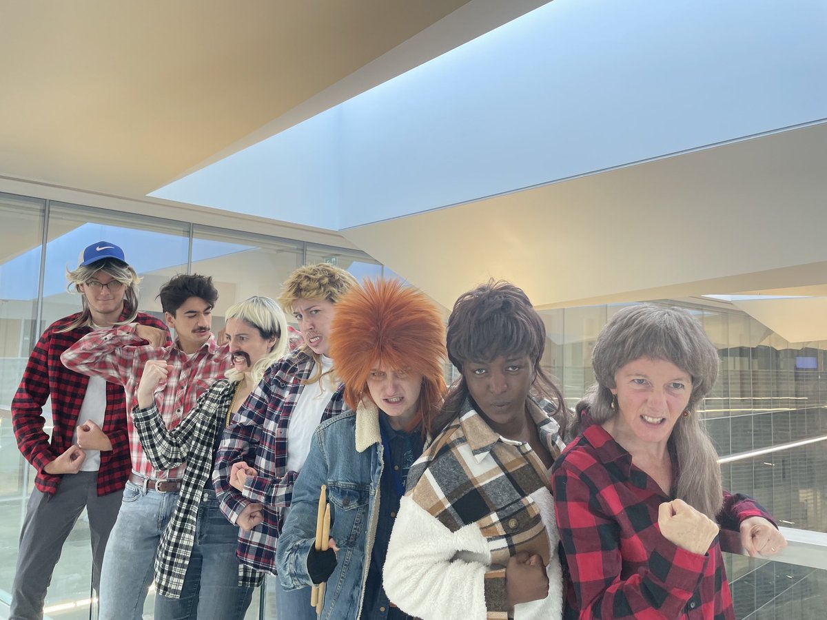 Don’t mess with our lab! Happy Halloween 🎃
