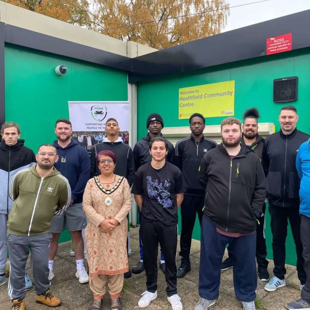 Councillor Shuguftah Quddoos (@councillorq) on Twitter photo Time spent <a href="/ThePythianClub/">The Pythian Club</a> always leaves you energised; truly a place where every young person matters.
Really enjoyed awarding these guys their leadership & coaching qualifications, well on their way to their futures 💚👏🏾
#TimeIsNow Time spent <a href="/ThePythianClub/">The Pythian Club</a> always leaves you energised; truly a place where every young person matters.
Really enjoyed awarding these guys their leadership & coaching qualifications, well on their way to their futures 💚👏🏾
#TimeIsNow