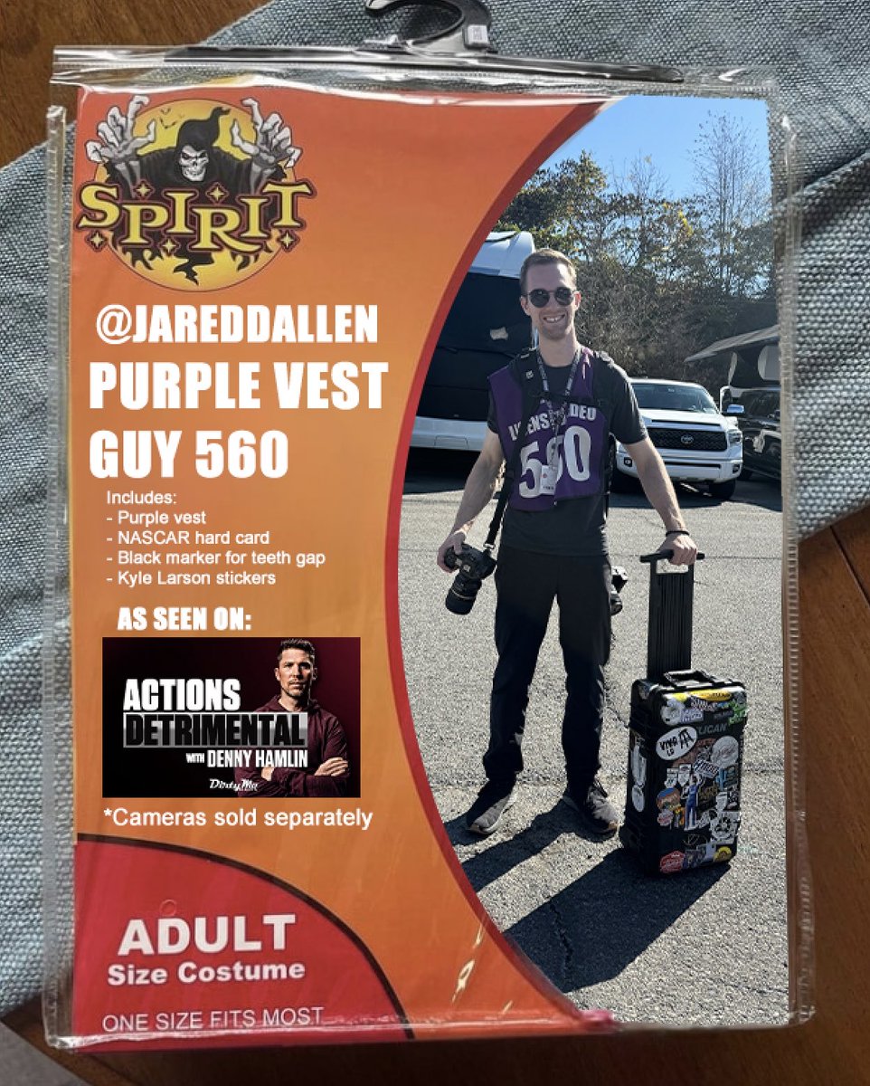 Happy Halloween, from Purple Vest Guy 560 📸