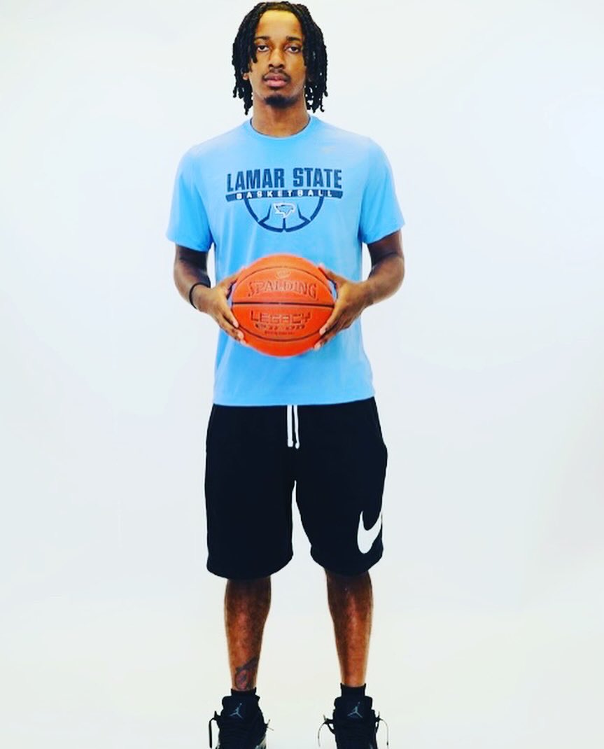 📝 #3️⃣ Jaylen Subject 🐦
<a href="/IkJaylen/">3️⃣</a> 
•Out of Beaumont, TX 
•6’6” Guard/Forward 
•Sophomore 
*Transfer from University of Arkansas Cossatot Community College
🔗 athletics.lamarpa.edu/sports/mbkb/20…