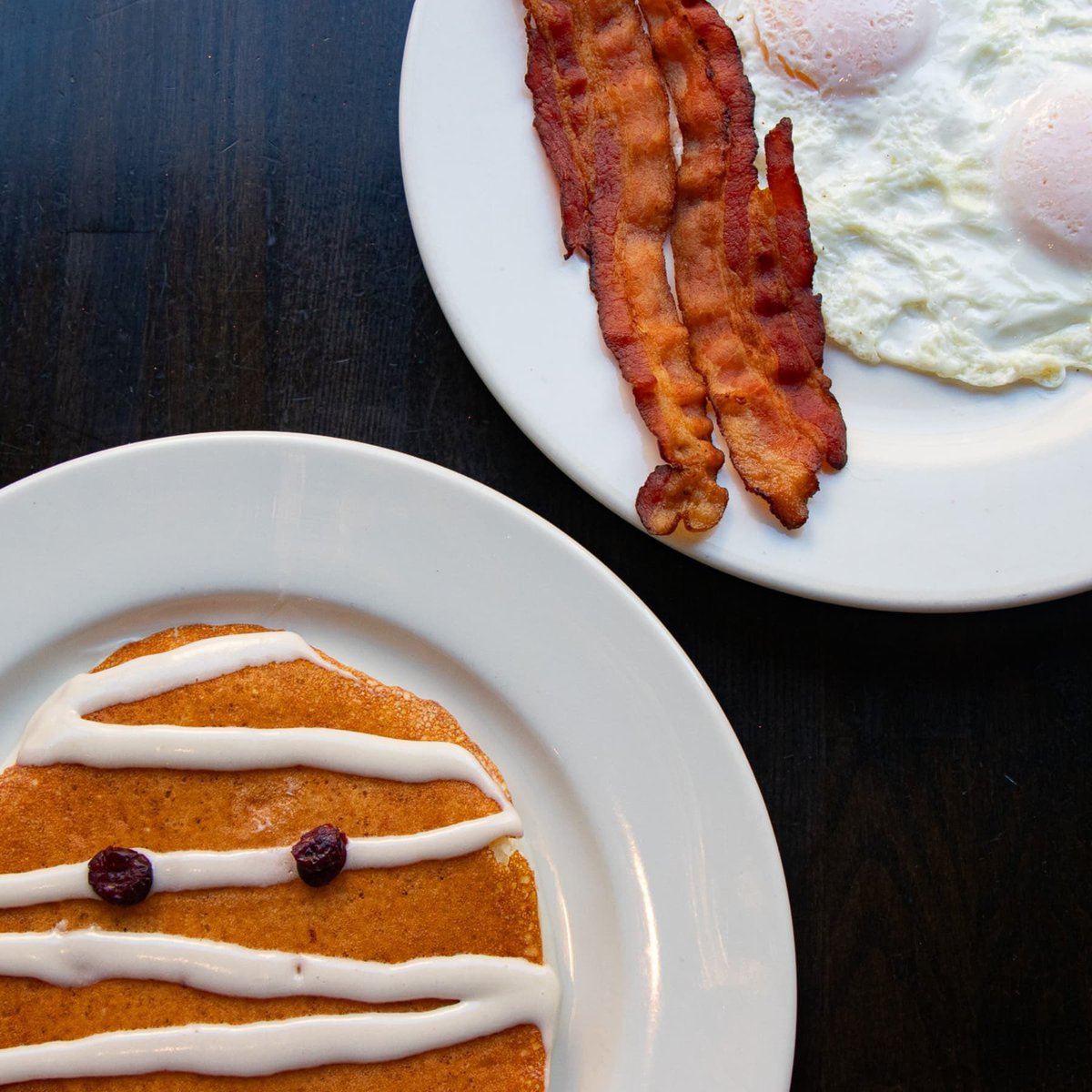 Happy Halloween 👻🎃

Don't forget to stop by to pick up you spooky breakfast only at Good Stuff 

🚨Halloween Hours🚨

Hermosa Beach- 7:00 am – 2:00 pm
Redondo Beach- 7:00 am – 3:00 pm
El Segundo 7:00 am – 2:00 pm
Palos Verdes - 7:00 am – 2:00 pm (closed for dinner-today only).
