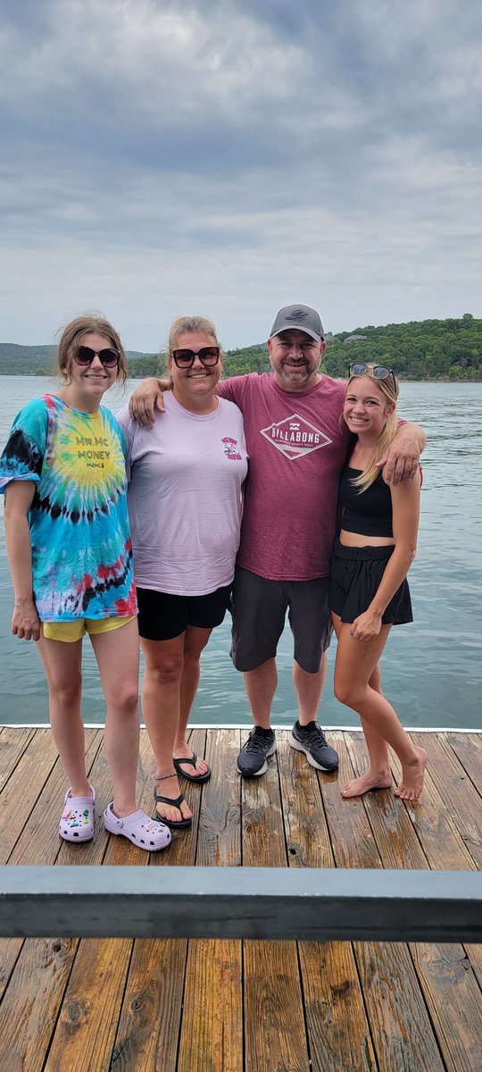 Wishing a happy birthday to the # 1 dad, biggest supporter, and one of the best coaches. He’s also one of the funniest and most caring people you will ever meet. Here’s to another year of gray hairs! Love you❤️ <a href="/HrabikKenny/">Kenny Hrabik</a> <a href="/2012Fury/">Fury Gold 13U</a>