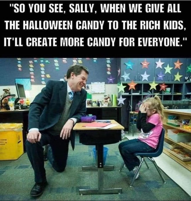 LinosVersion's tweet photo. Another #politco at work!
Thanks @GrandpaSnarky
#Halloween
https://t.co/7Pxc723zit https://t.co/4DkW8DMqIX
