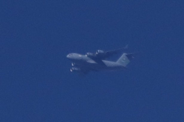 aviationarchive's tweet photo. C-17 giving me a looksy.
#RCH796
#AE117D
021111 https://t.co/pBGCkz7w3b