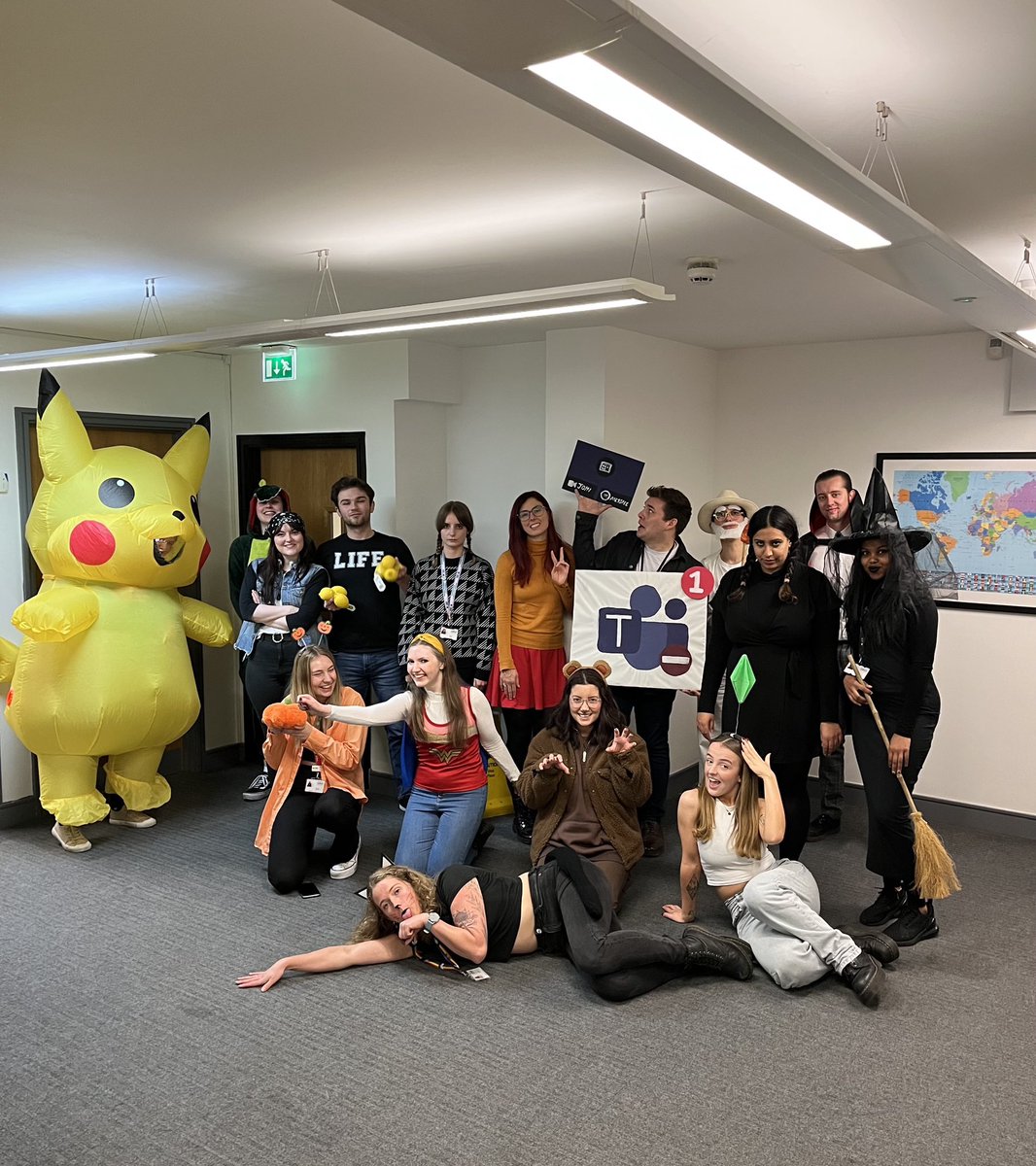 LukeAllanPR's tweet photo. Six months ago, I'd never have imagined doing a 12-hour exercise-athon and dressing up for Halloween. But when it's for a cause as important as SWA, alongside an incredible team, you can't help but give it your all. https://t.co/I6pH7t4N5o
