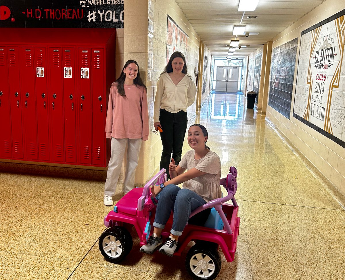 👀 @SquareOneNet May 2024 Girl Power💪🏻 #AutonomousVehicles #startprogramming Let’s go Redwolves! <a href="/CHS_LeadsTheWay/">Clinton High School</a>