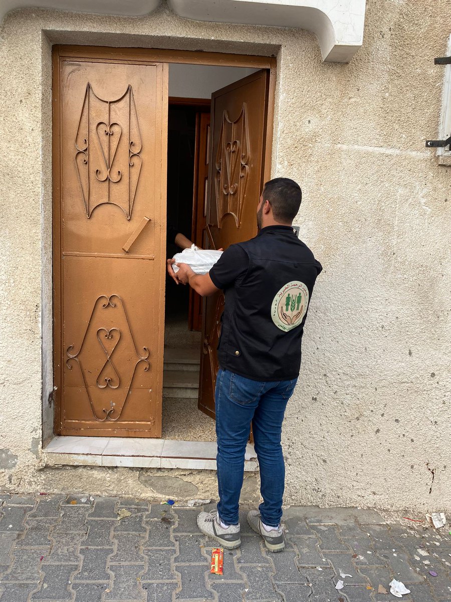 In light of the ongoing aggression against the Gaza Strip, Al-Rahma Association continues its efforts to provide the needs of displaced families affected by the aggression, food parcels have been provided to hundreds of families.
gogetfunding.com/emergency-reli…