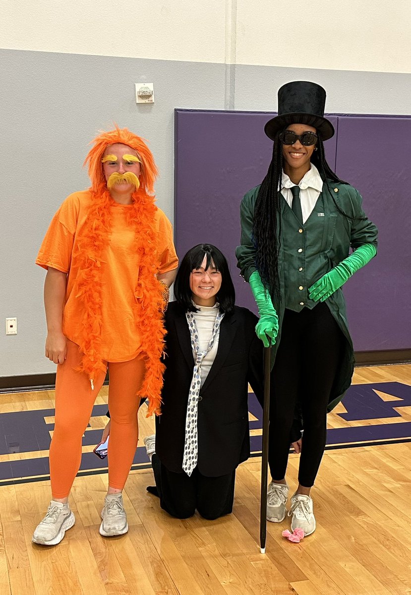 Happy Halloween from the CR softball “Heroes &amp; Villains” #WeAreCR <a href="/CedarRidgeHigh/">CRHS</a>