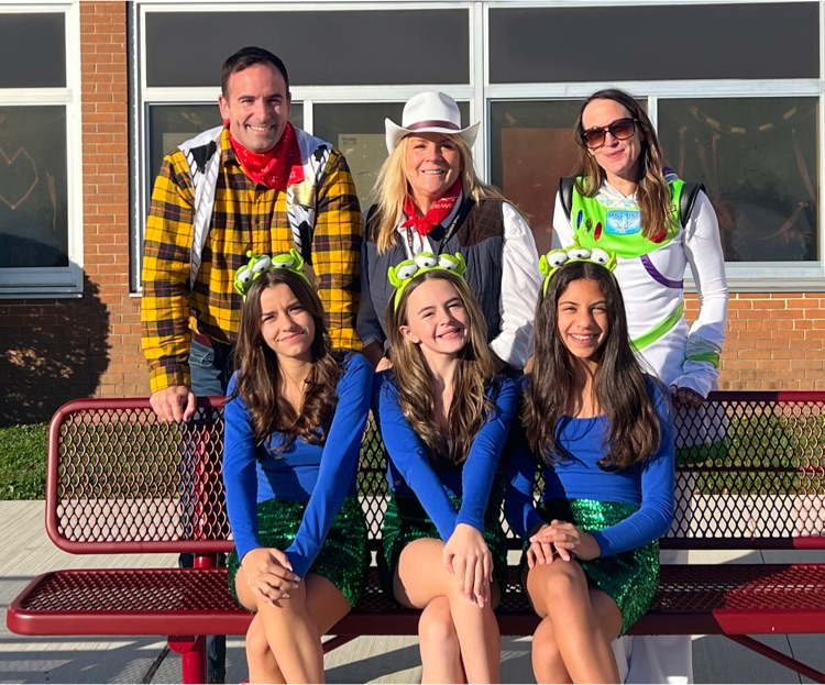 W.T. Clarke Middle School tweet media