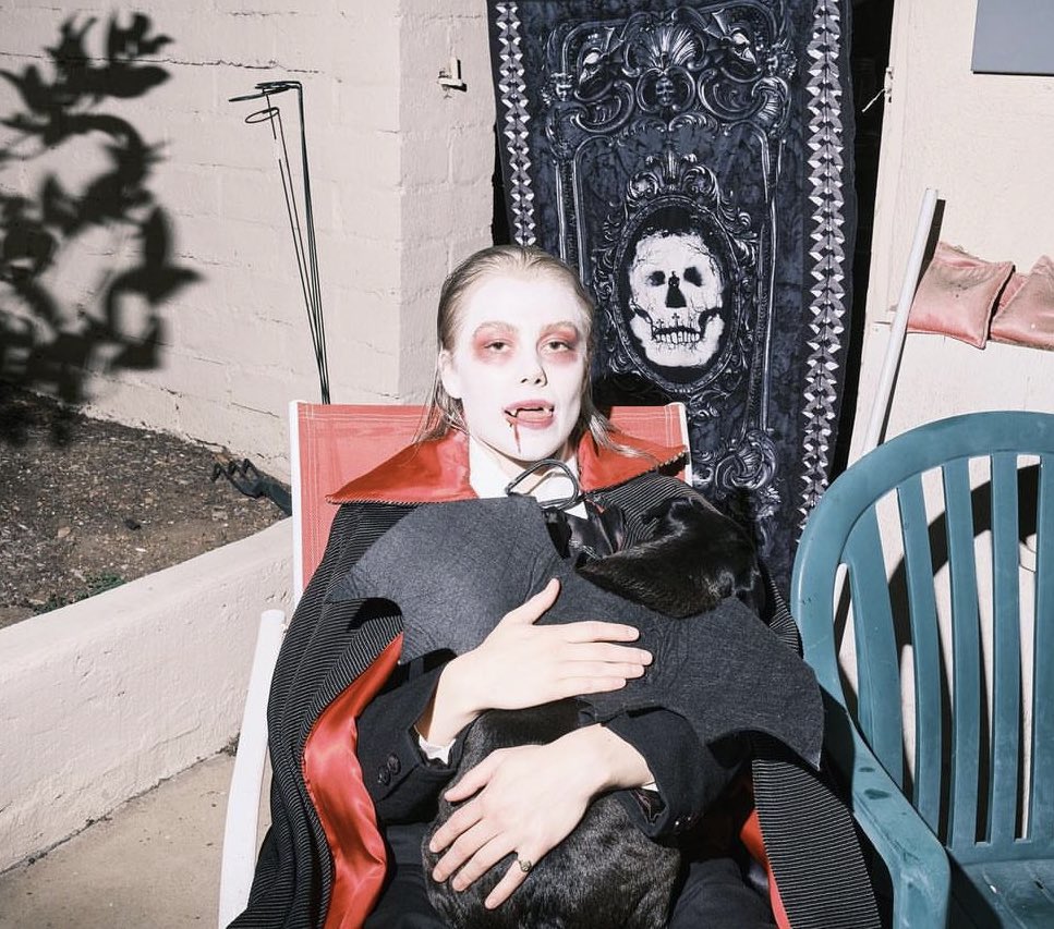 happy phoebe bridgers day to those who celebrate