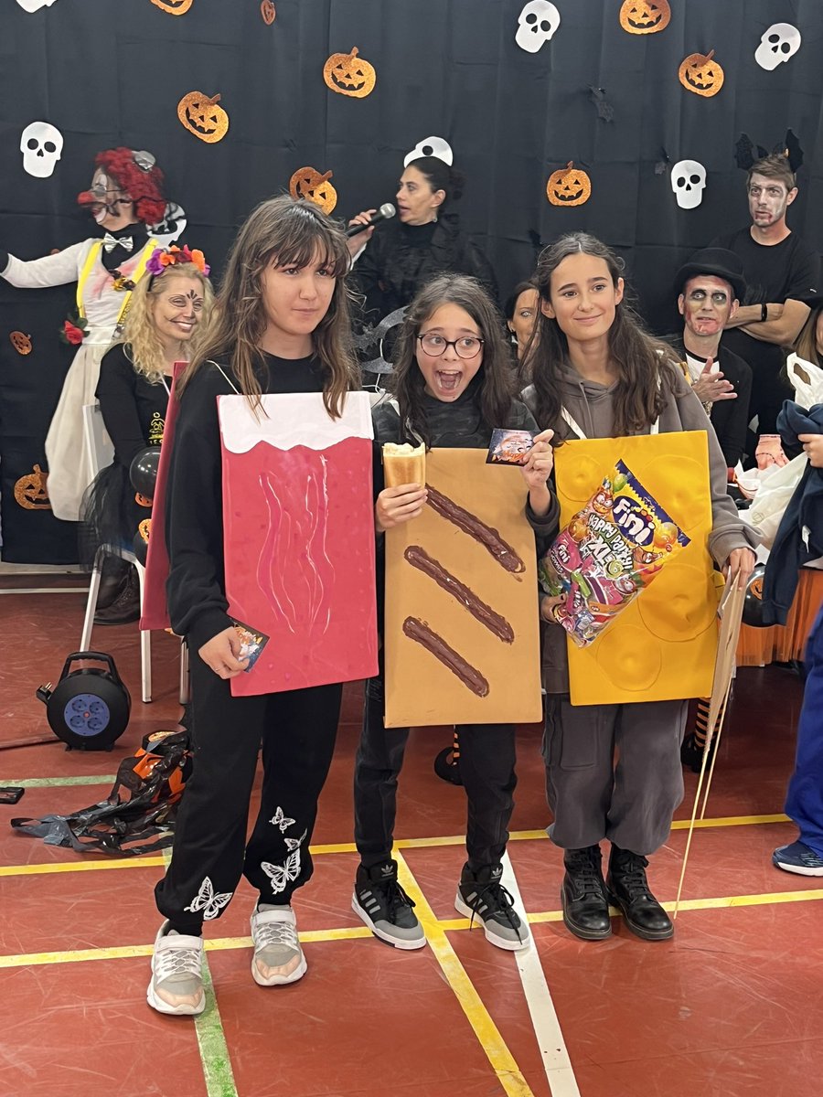 IES Manuel de Falla tweet media