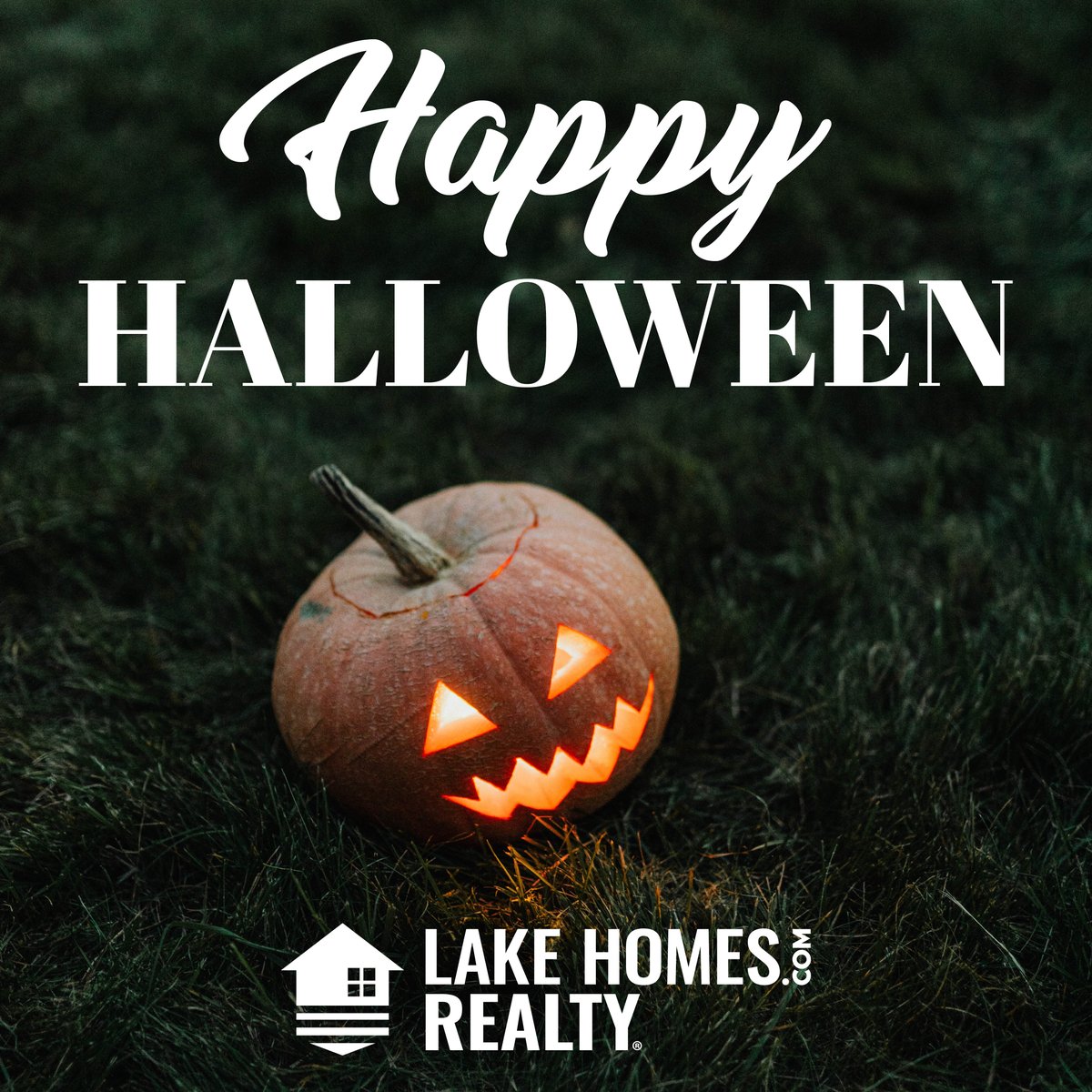 LhrManhim's tweet photo. Eat, drink, and be scary.🎃 

Happy Halloween, Everyone! 🍂 

#halloween #happyhalloween #spookyseason #fall #october #Outdoorliving #adirondackfall https://t.co/PZXnC8kjNY