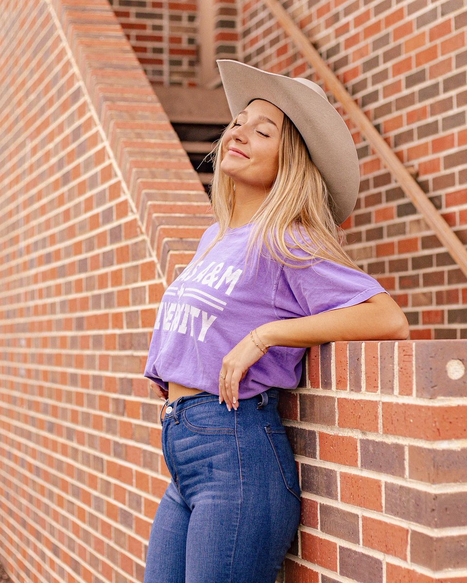 LaneyHeun's tweet photo. Can’t wait to start my Masters in Sports Management at Texas A&amp;M University in January👍🏼🩶 #whoop#gigem https://t.co/3PtvjyVO8Z