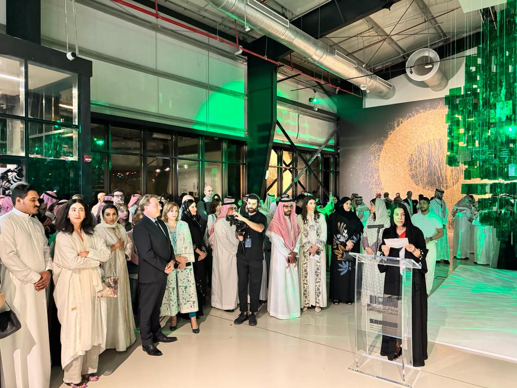 ludovic_pouille's tweet photo. Ravi d'assister, aux côtés de la Présidente de l'Institut Français @evanguyenbinh, à l'inauguration du musée d'art contemporain saoudien #SAMOCA dans le quartier de @JAXDistrict à Diriyah, et à l'ouverture simultanée de la #BienalSur à laquelle participent plusieurs artistes français. Riyad, capitale de l'art contemporain au Moyen-Orient !
#FranceKSA 🇨🇵💙🇸🇦