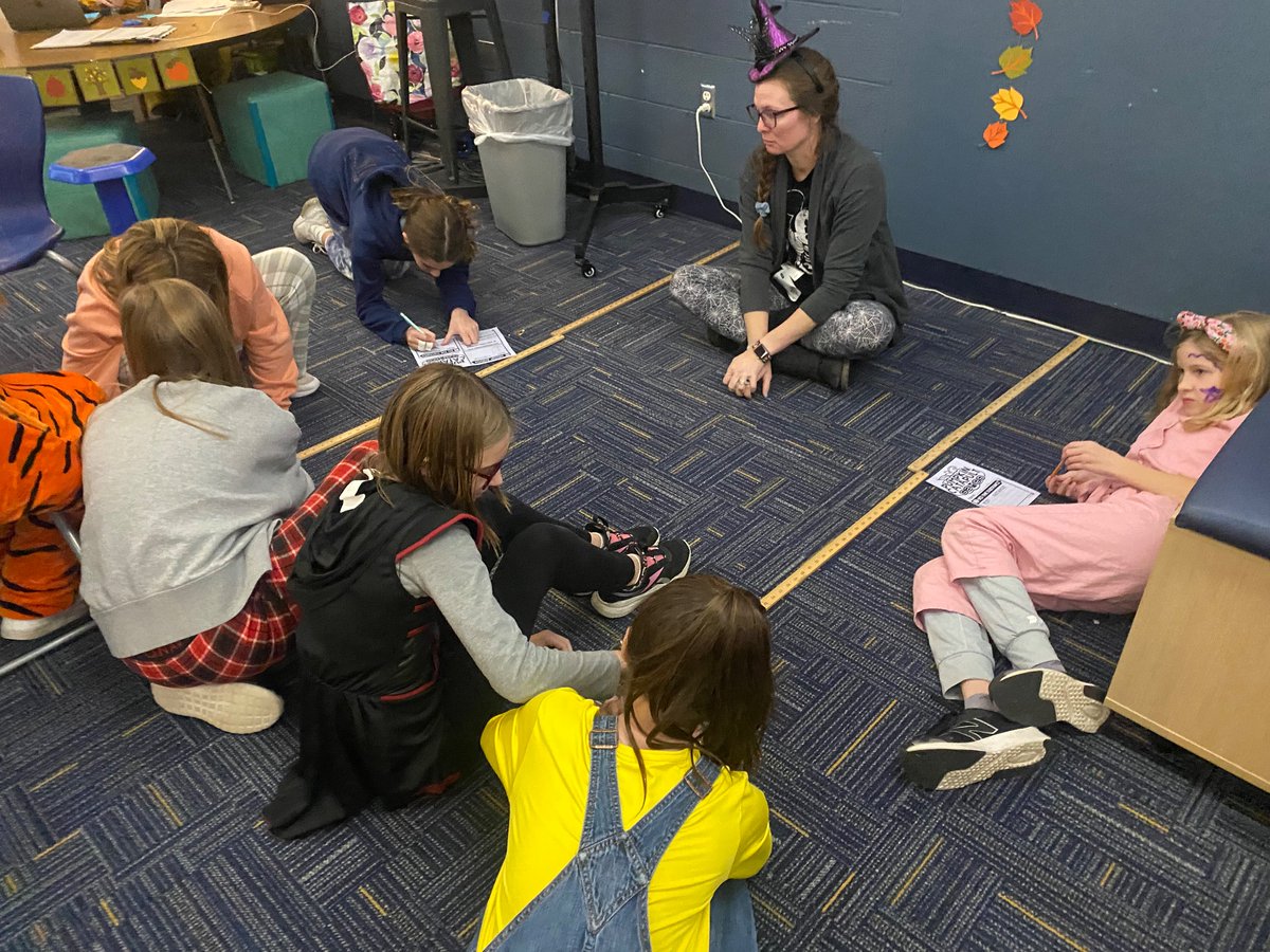 Our Annual Pumpkin Catapult STEM Challenge was a success!! #heritagelearn #sascompass @MrsAnderson5th