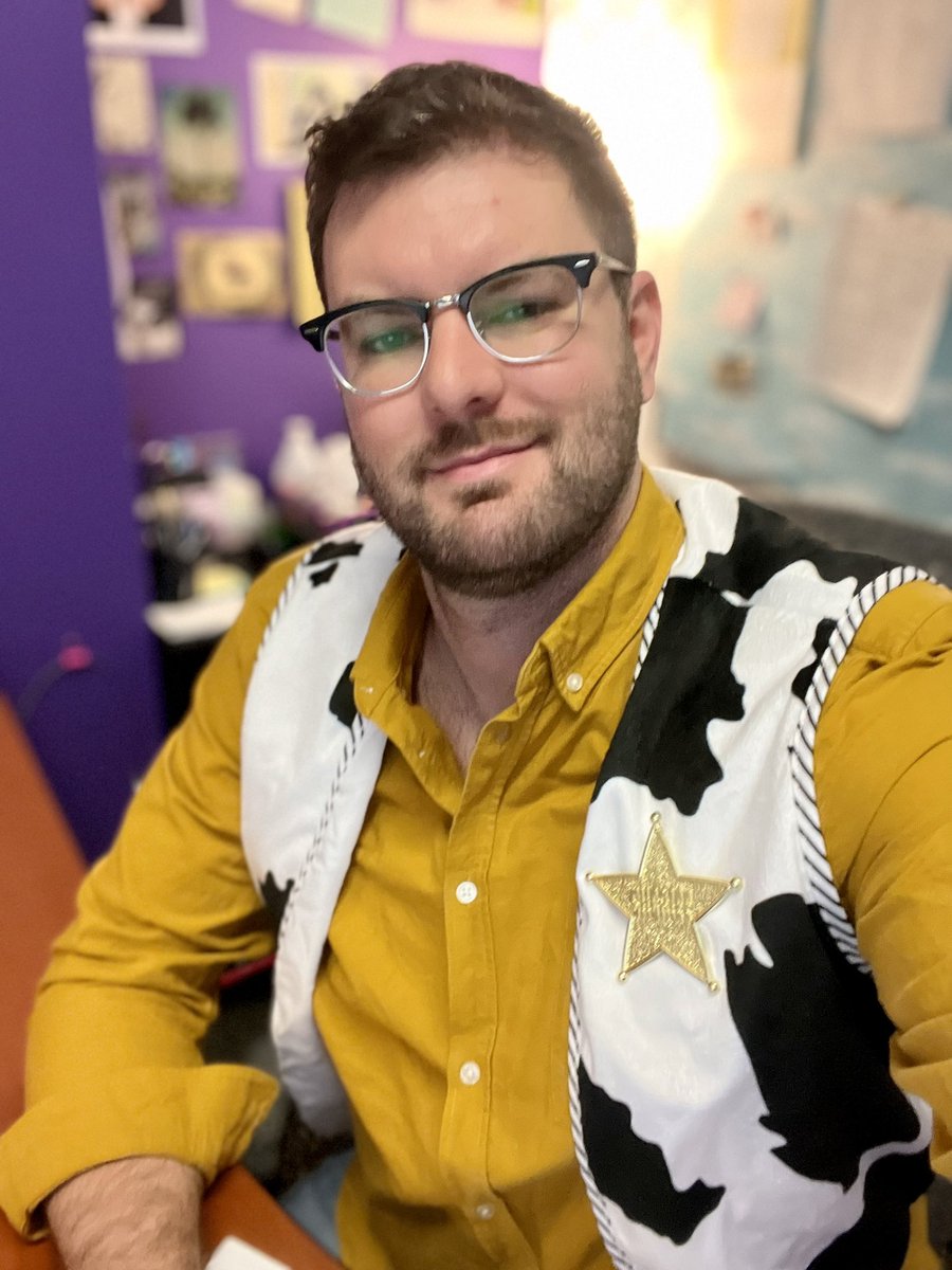 codysteele10's tweet photo. Happy Halloween 🎃 https://t.co/k3rcc2R6bQ